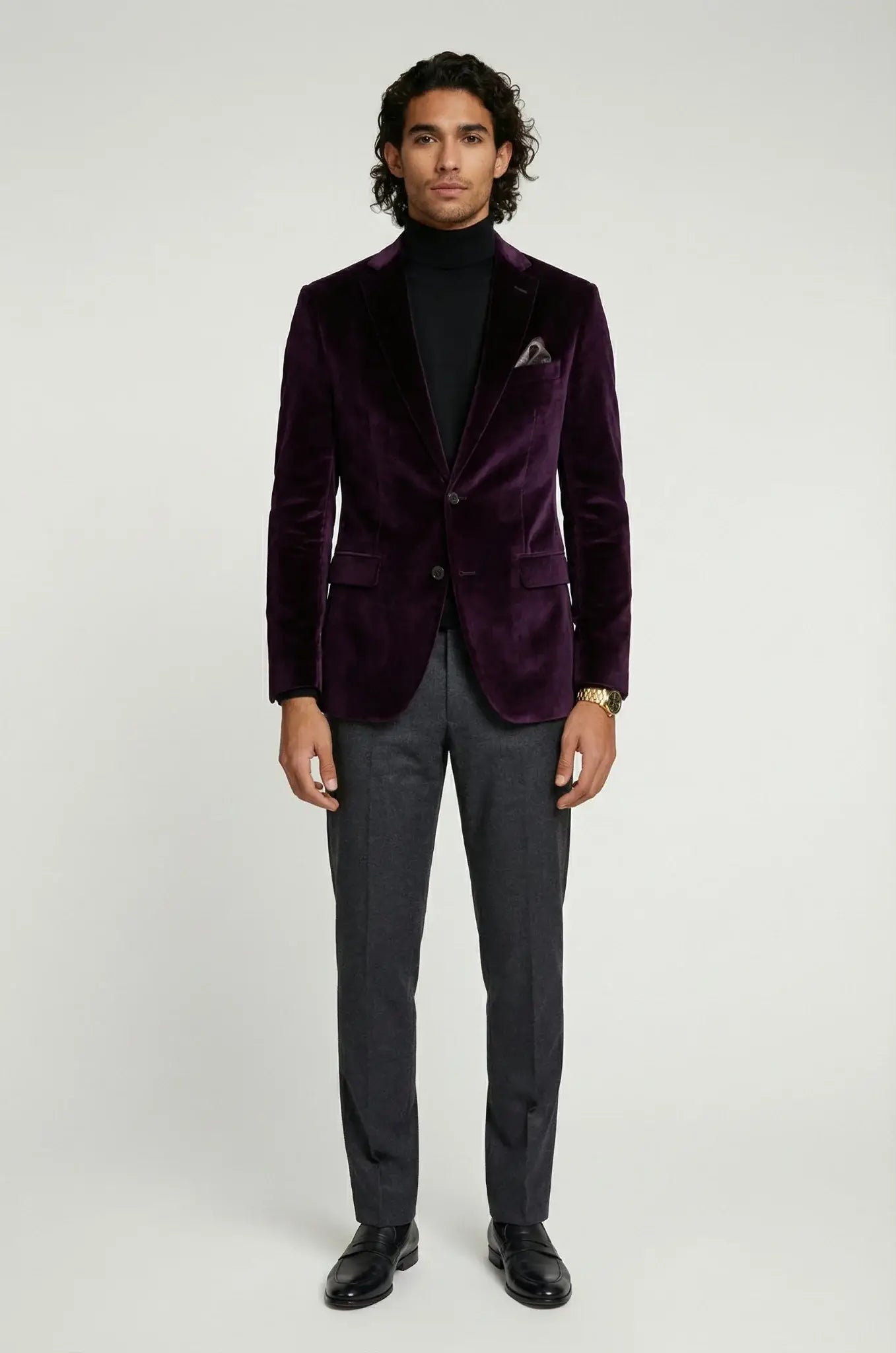 Blutailor Purple Velvet Blazer – a luxurious purple blazer crafted in plush velvet, featuring a custom tailored fit for a sharp silhouette and elevated formal elegance.