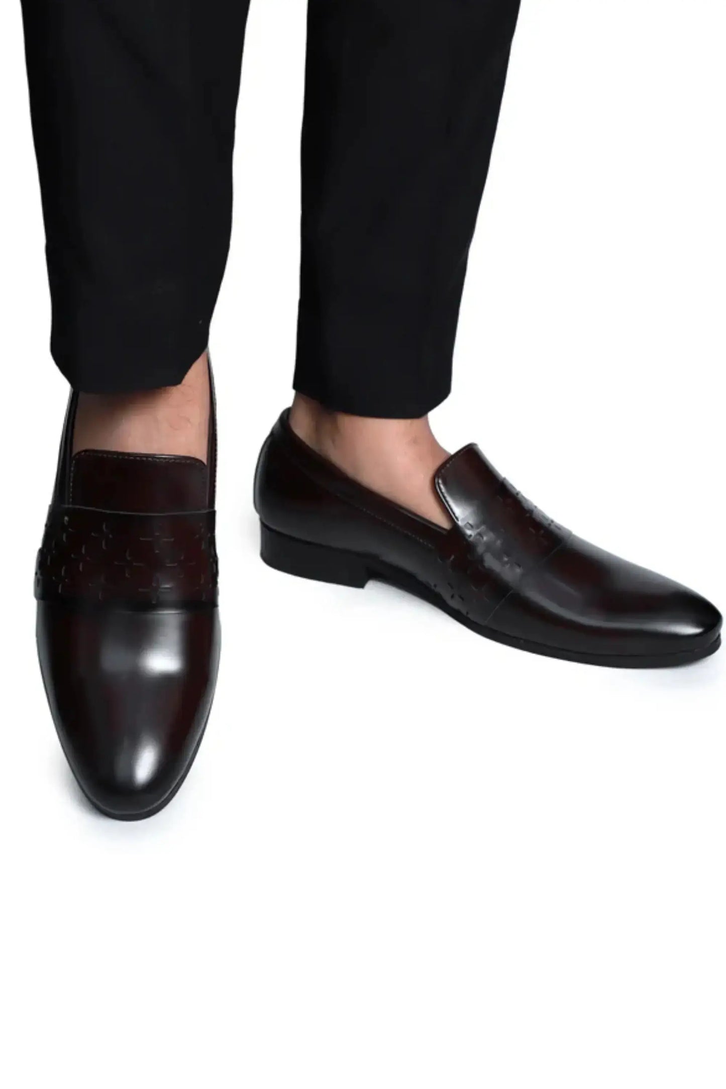  Blutailor 